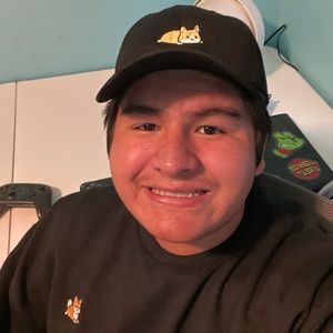 Meet your Posher, Giovan